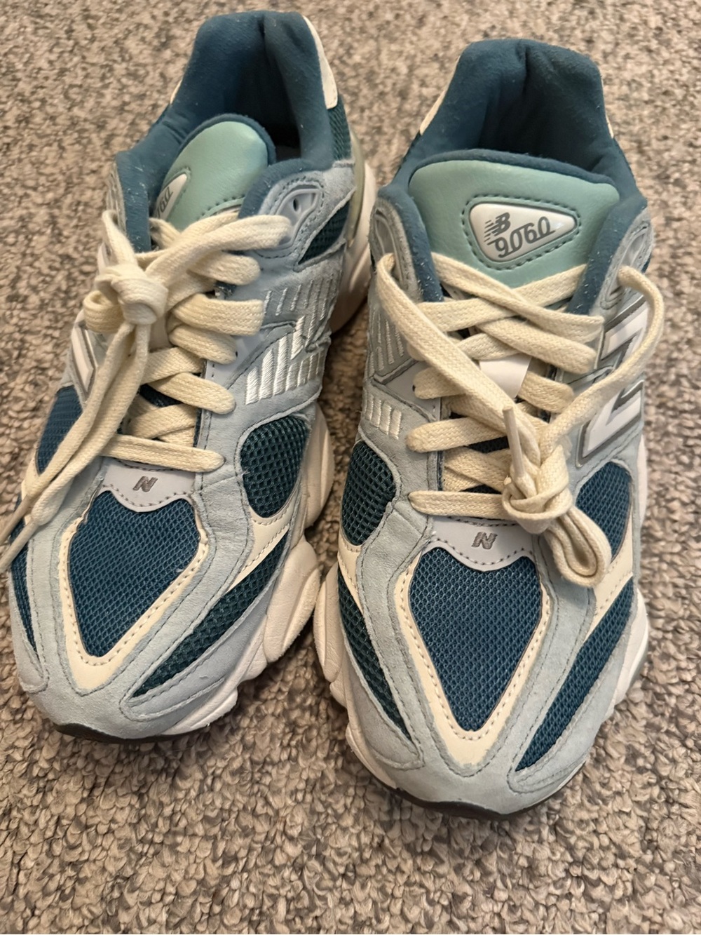 New Balance 9060 rare color way - like new!